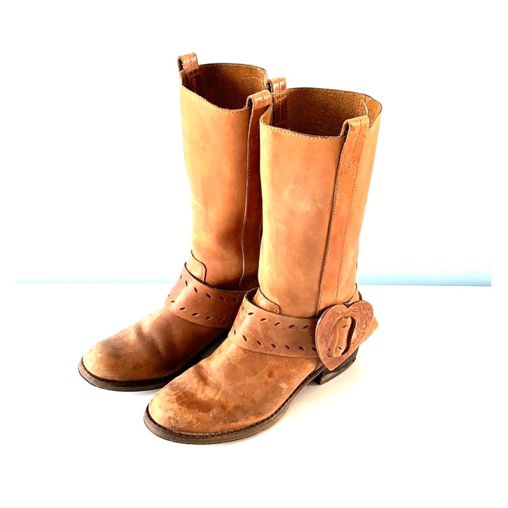Genuine leather cowboy boots 🤠